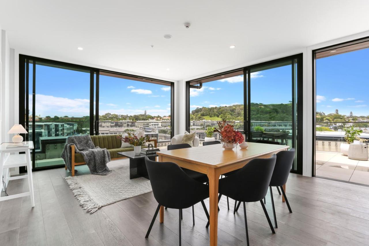 Appartamento Enfield Sky - Brand New Luxury Penthouse Auckland Esterno foto