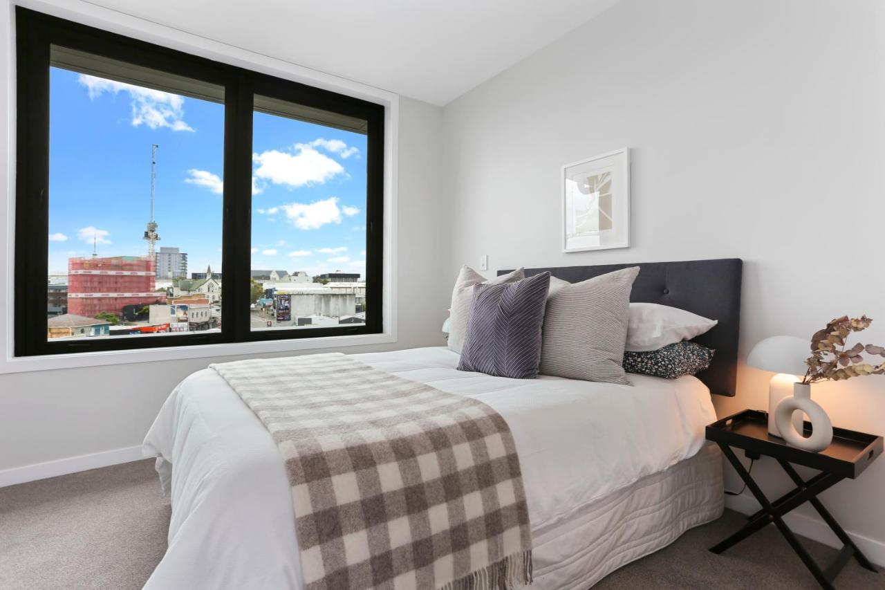 Appartamento Enfield Sky - Brand New Luxury Penthouse Auckland Esterno foto